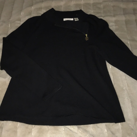 Mock neck sweater! Cozy for fall and winter! - Picture 2 of 3